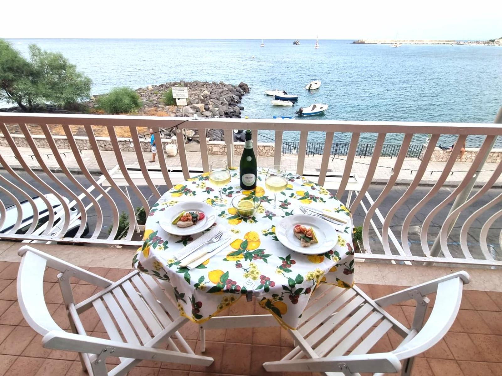 Super Panorama & Astonishing Apartment Seaview Giardini Naxos Ngoại thất bức ảnh