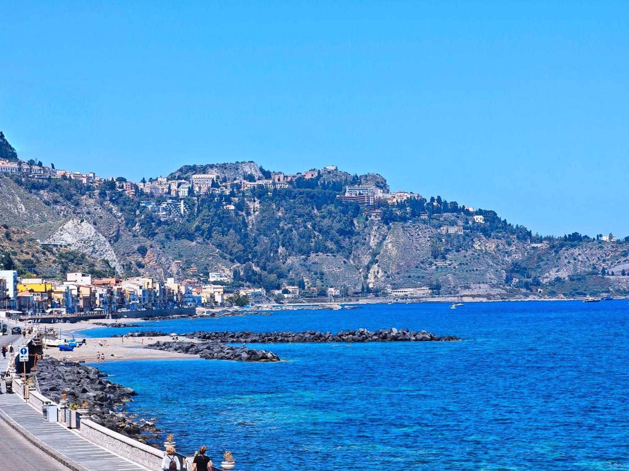 Super Panorama & Astonishing Apartment Seaview Giardini Naxos Ngoại thất bức ảnh