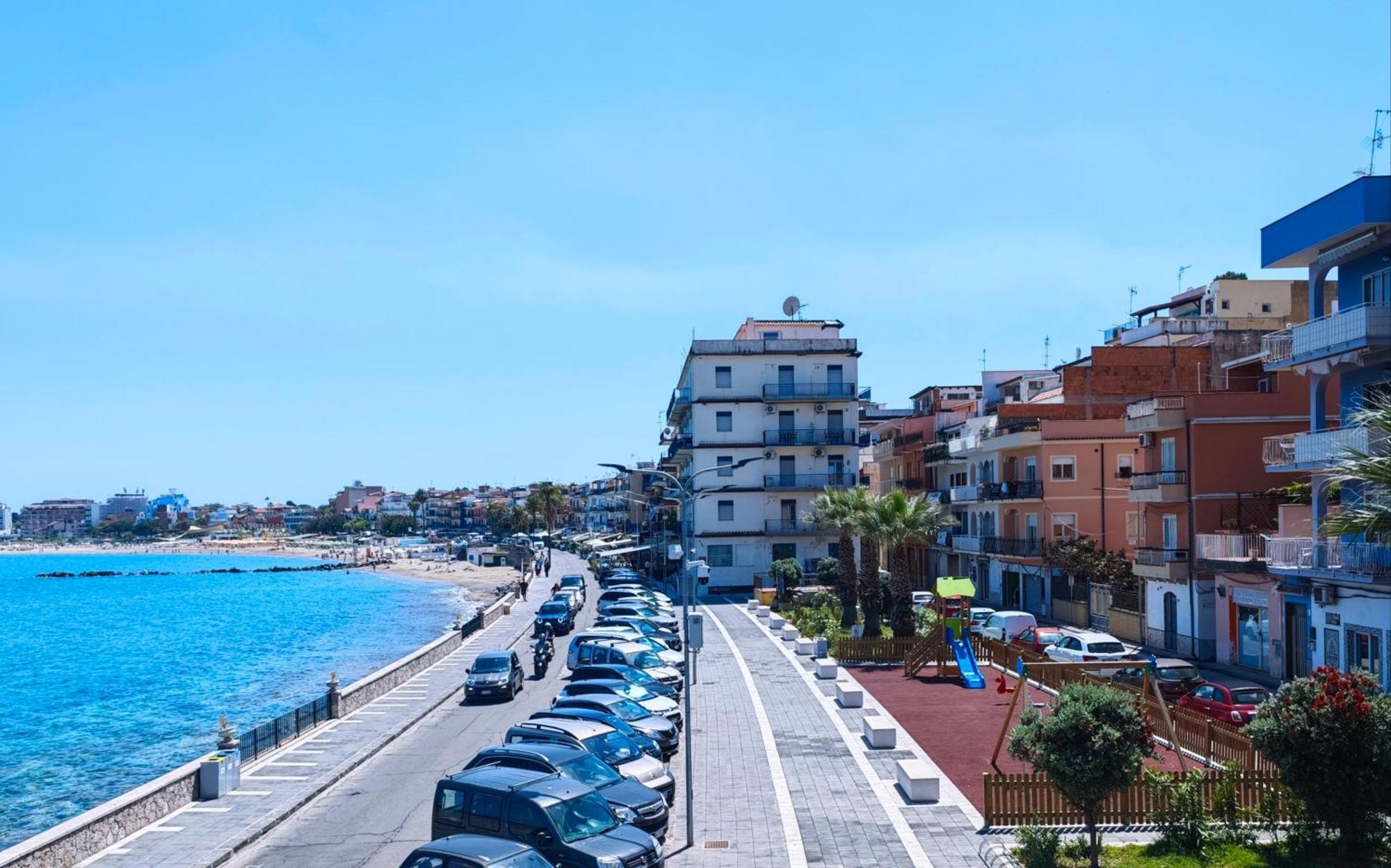Super Panorama & Astonishing Apartment Seaview Giardini Naxos Ngoại thất bức ảnh