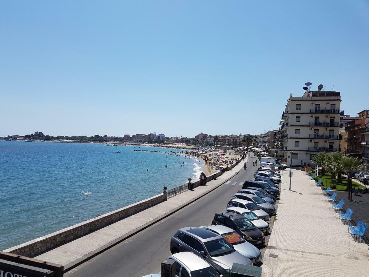 Super Panorama & Astonishing Apartment Seaview Giardini Naxos Ngoại thất bức ảnh